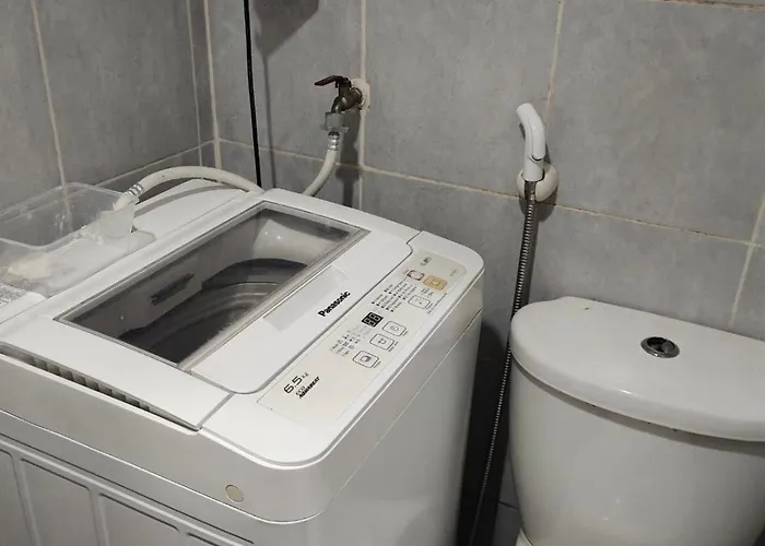 Hostel Sea Residences, Pkwy, Pasay 1300, Philippines