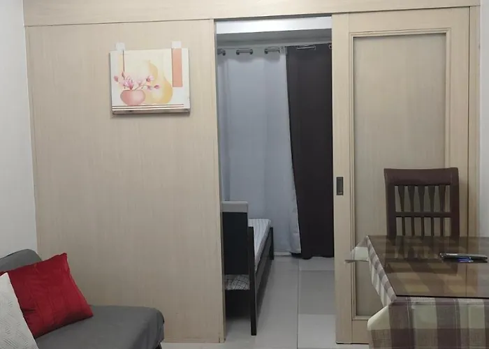 Hostel Sea Residences, Pkwy, Pasay 1300, Philippines *