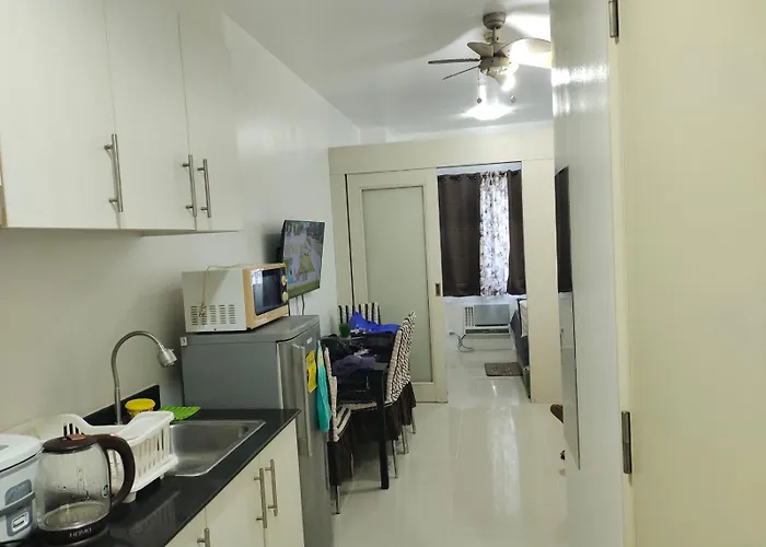 Hostel Sea Residences, Pkwy, Pasay 1300, Philippines *